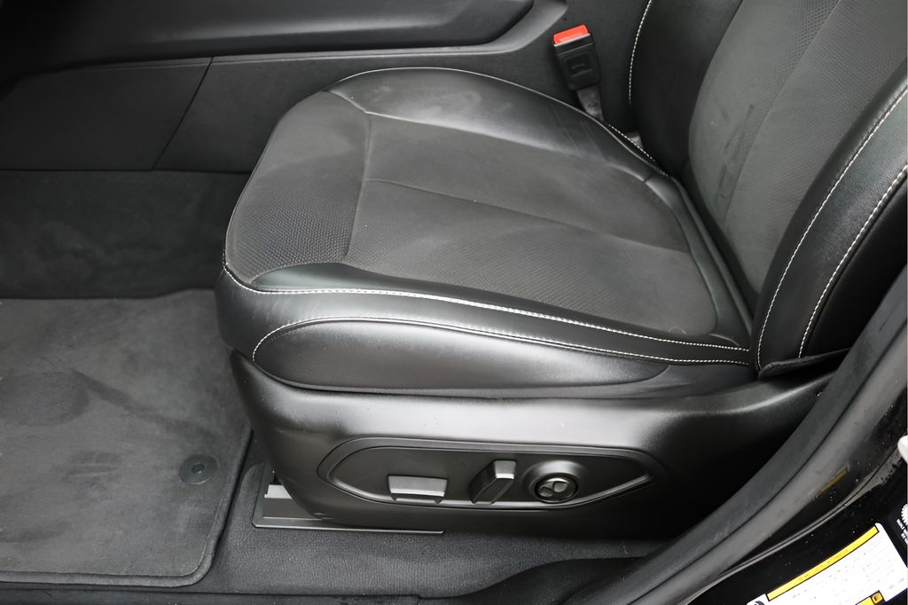 Used Car 2024 Jeep Grand Cherokee L  Altitude X For Sale Under $35,000 In Austin, Texas