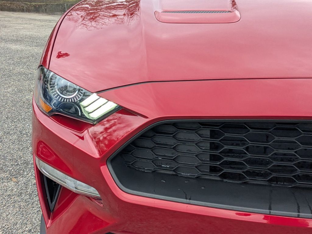 2021 Ford Mustang EcoBoost Fastback