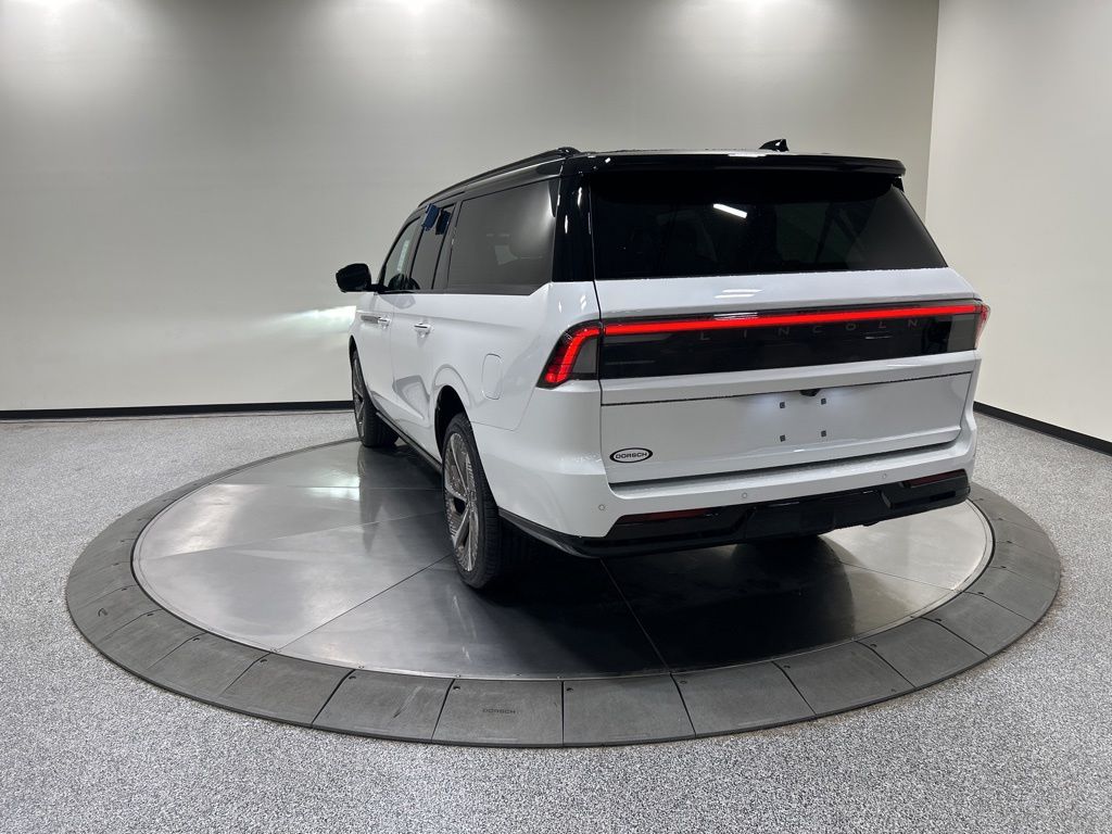 new 2026 Lincoln Navigator L car, priced at $126,050