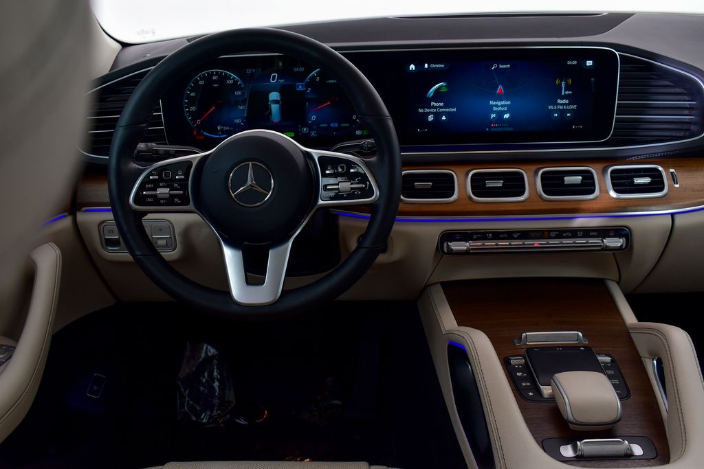 Thumbnail: 2022 Mercedes-Benz GLS - 22