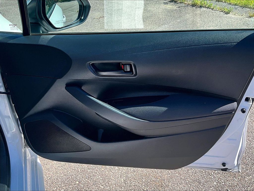 2023 Toyota Corolla — photo 12