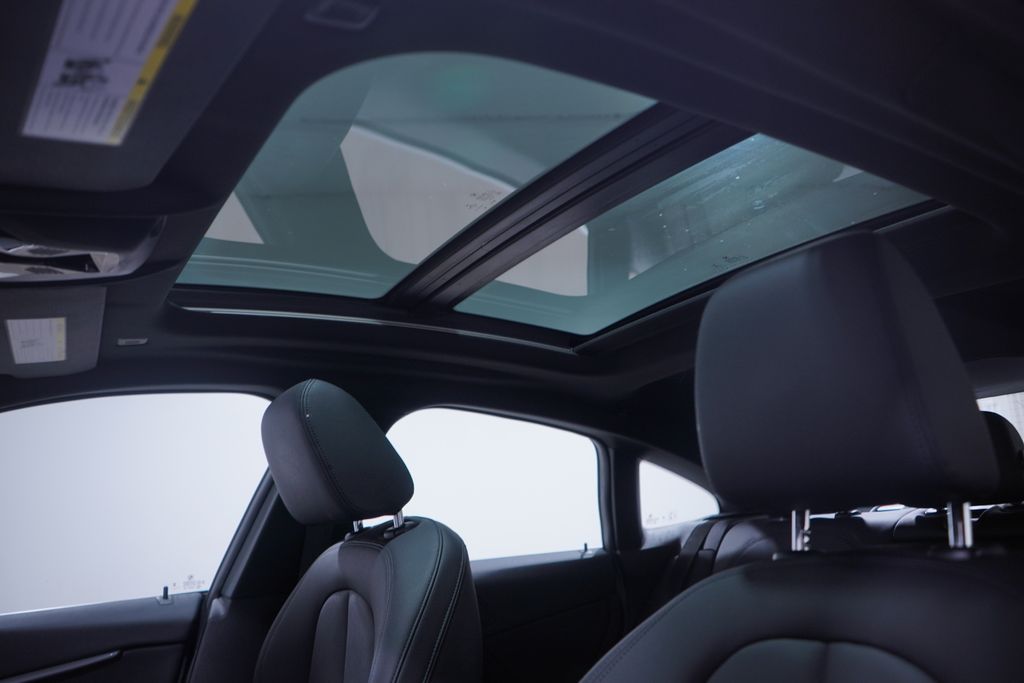 Thumbnail: 2023 BMW 2 Series - 8