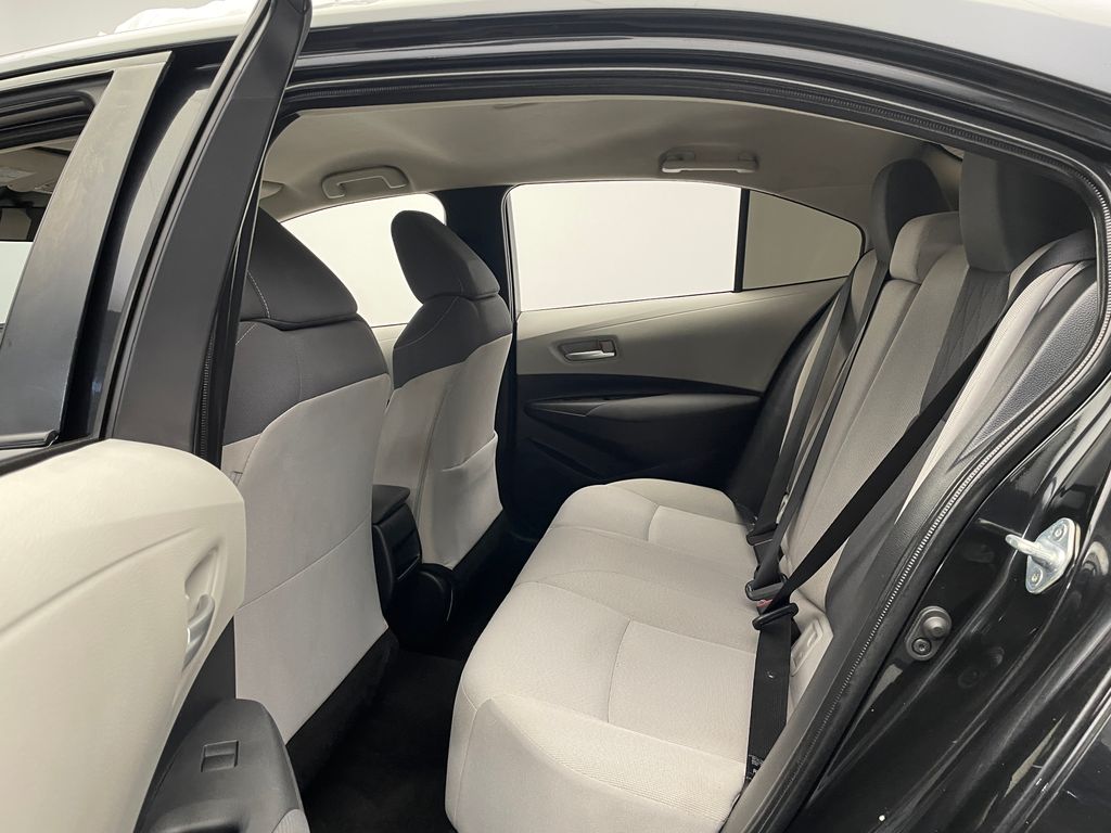 2020 Toyota Corolla LE 15