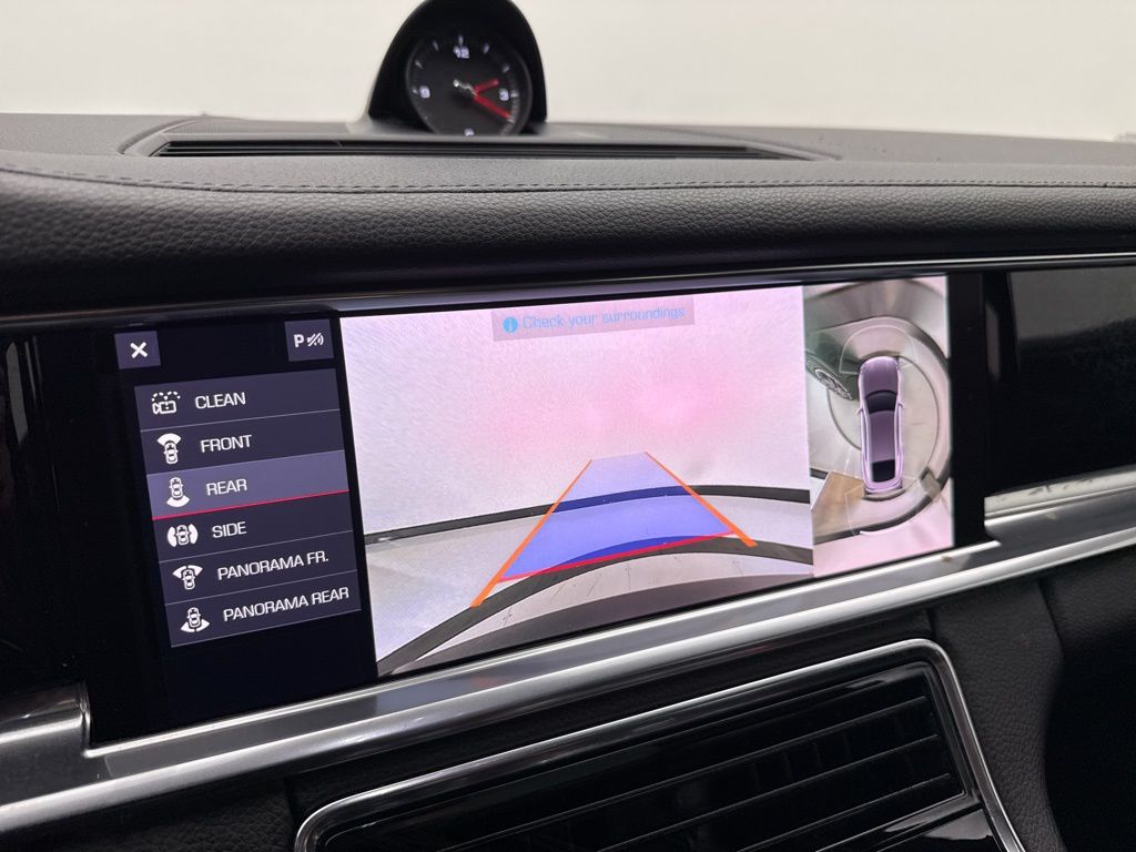 2021 Porsche Panamera 4 13