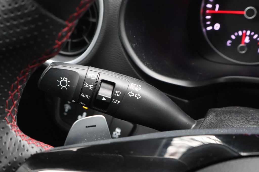 Thumbnail: 2023 Kia Forte - 25