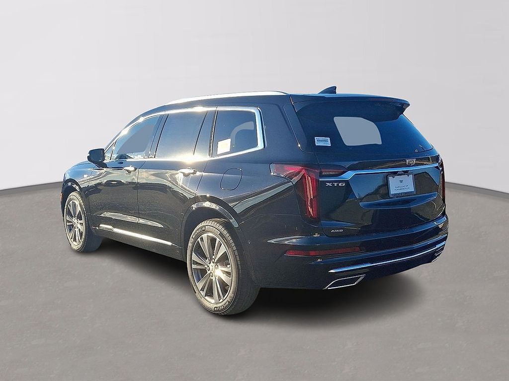 Thumbnail: 2025 Cadillac XT6 - 3