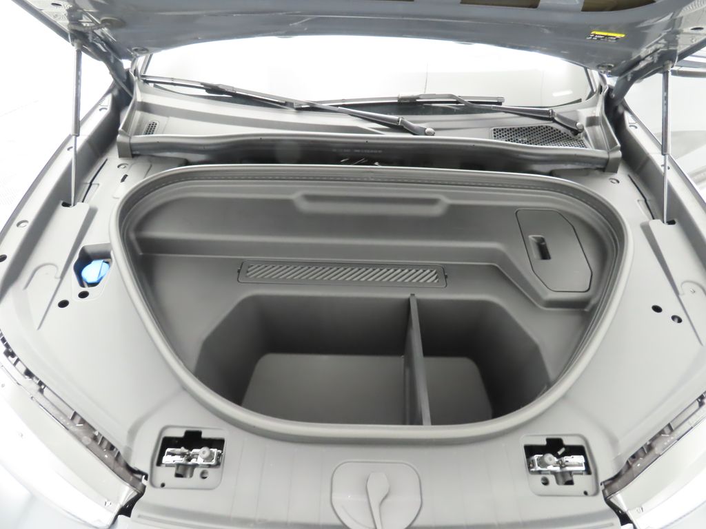 2025 Audi Q6 e-tron Premium 31