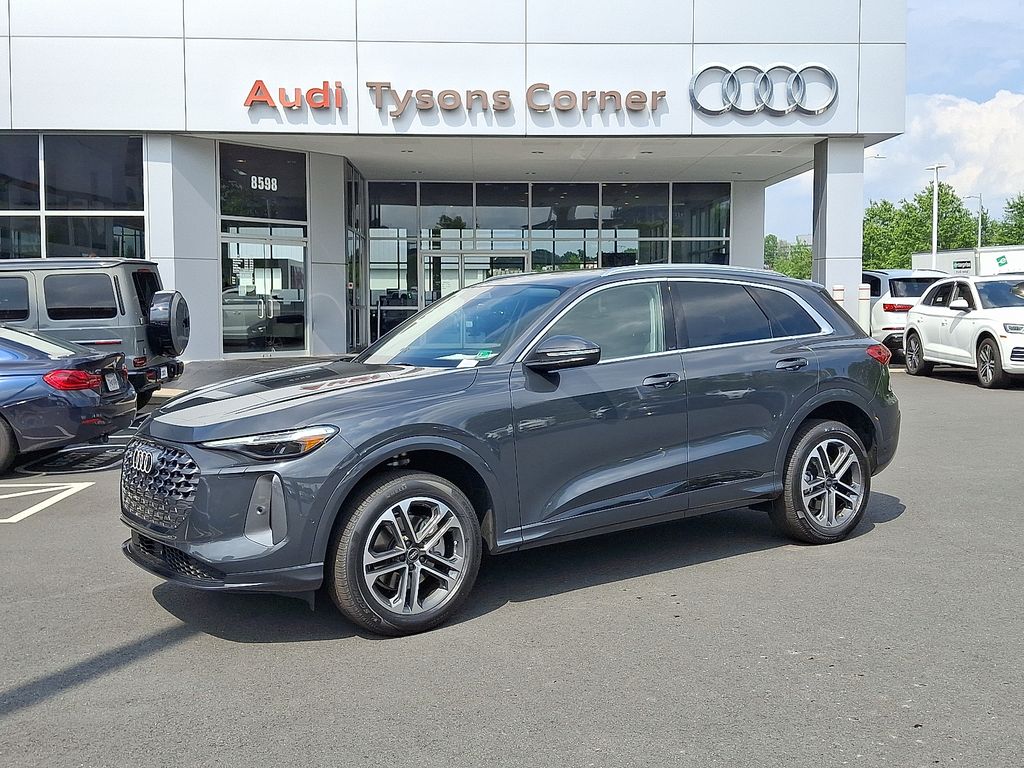 2025 Audi Q5  -
                  Vienna, VA