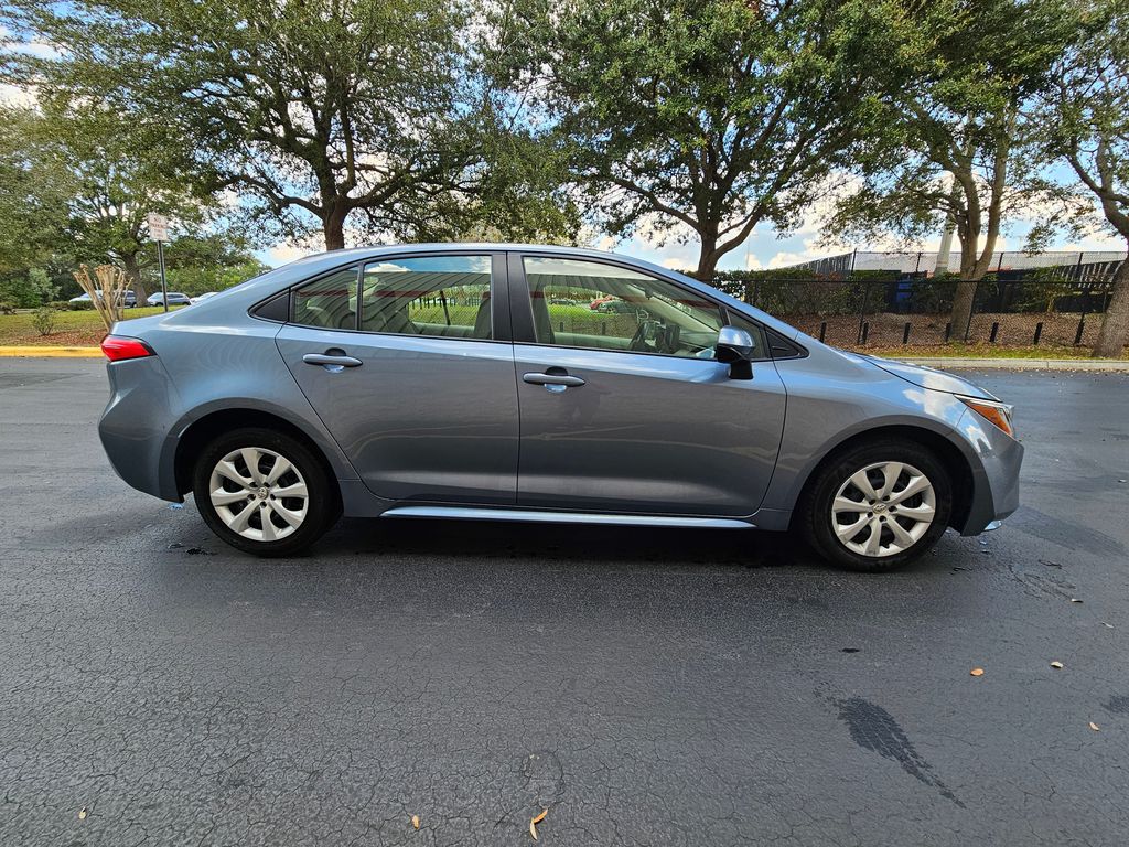 2023 Toyota Corolla LE 6