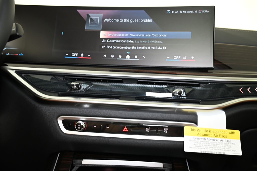 Thumbnail: 2026 BMW X7 - 18