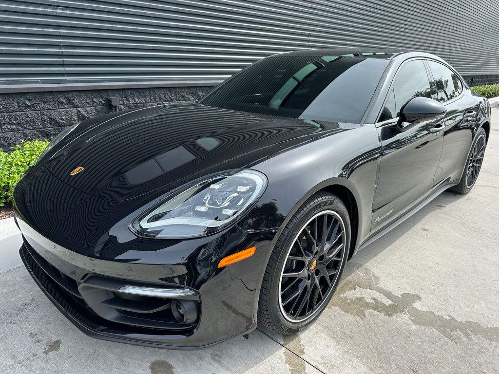 Thumbnail: 2023 Porsche Panamera - 6