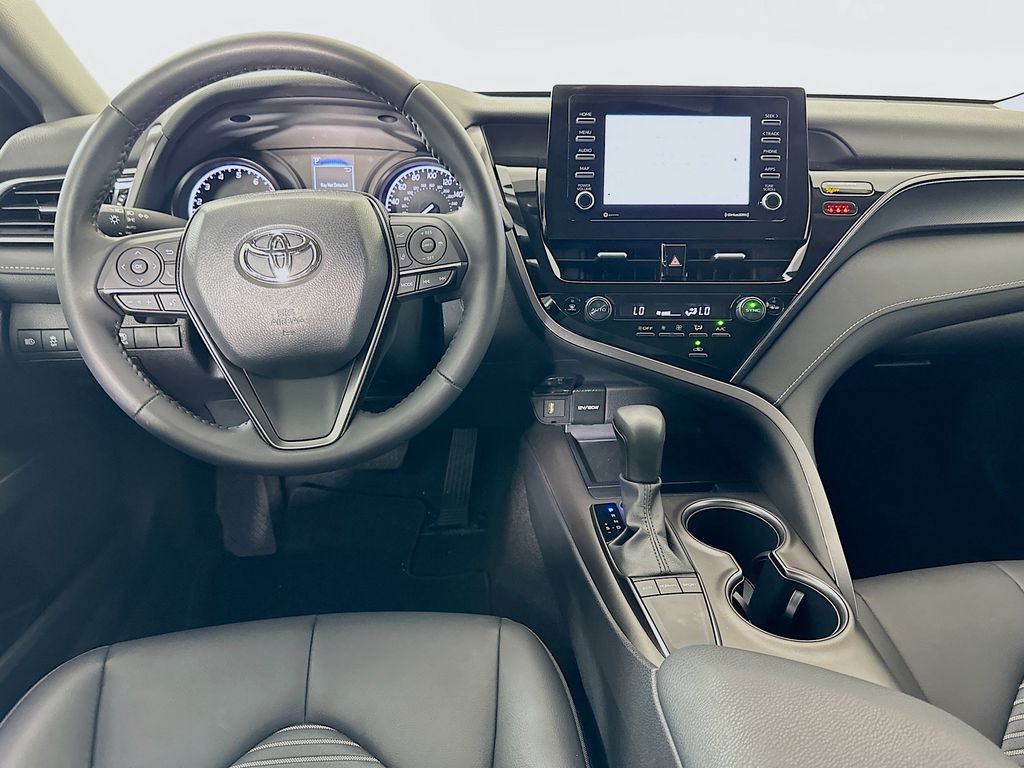Thumbnail: 2023 Toyota Camry - 21