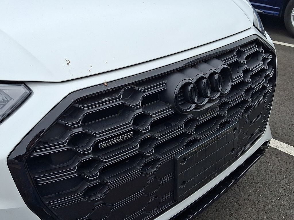 Thumbnail: 2025 Audi Q5 - 4