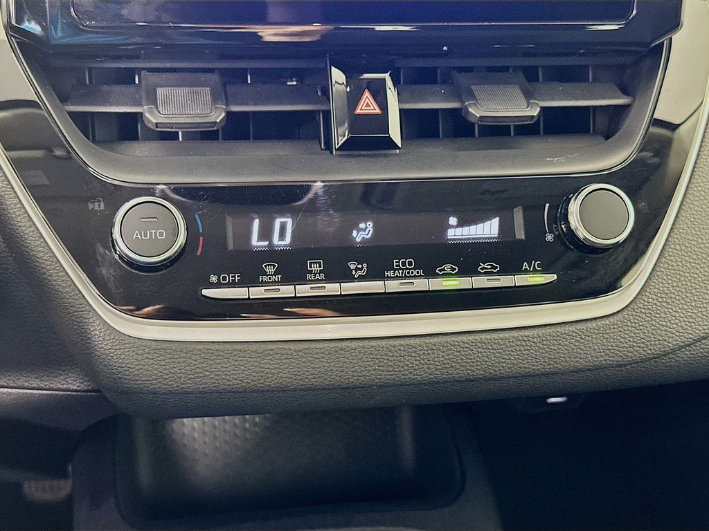 Thumbnail: 2024 Toyota Corolla - 16