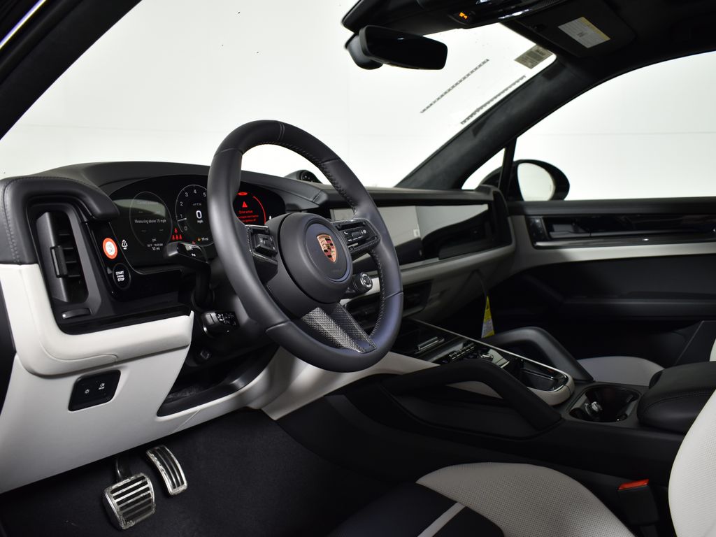 Thumbnail: 2026 Porsche Cayenne - 4