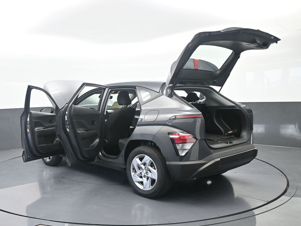 Used 2024 Ecotronic Gray Pearl Hyundai SE image 77