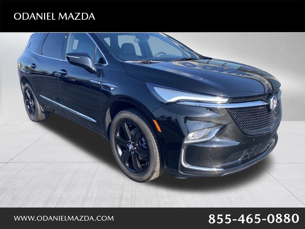  2024 Buick Enclave Essence FWD   