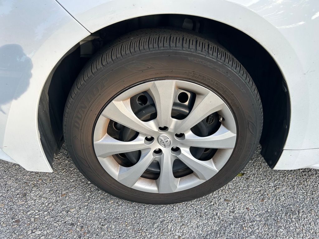 2021 Toyota Corolla LE 9