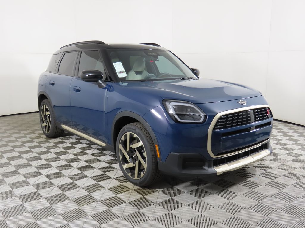 2025 MINI Cooper Countryman Base 3