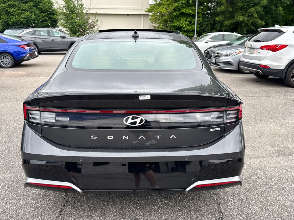 2025 Hyundai Sonata Hybrid Limited photo 5