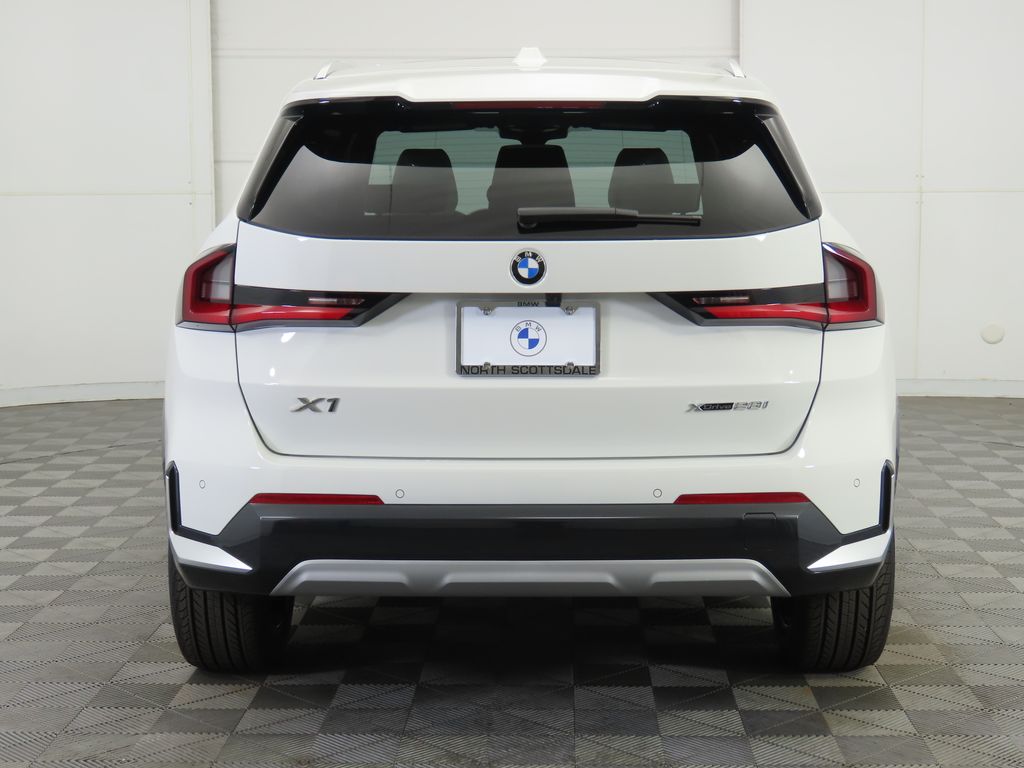 Thumbnail: 2026 BMW X1 - 6