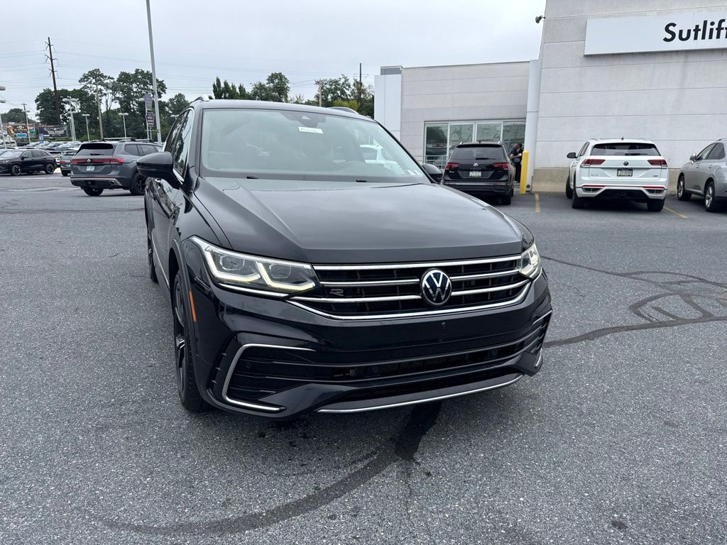 2023 Volkswagen Tiguan 2.0T SEL R-Line - 6