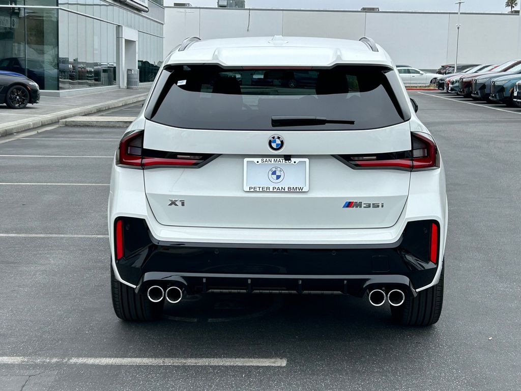 2024 BMW X1 M35i 4