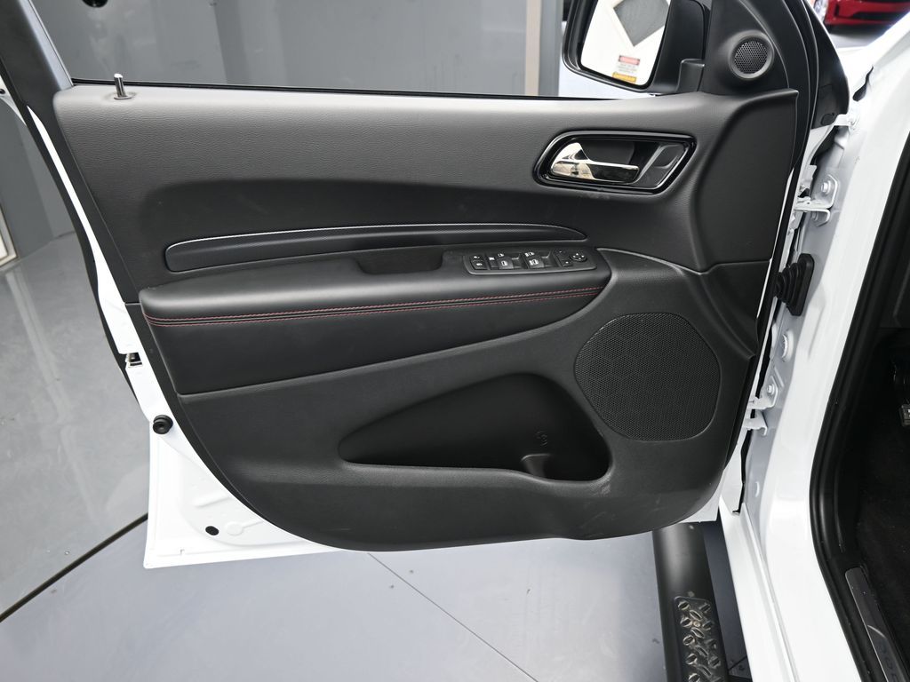 New 2026 White Knuckle Clearcoat Dodge GT HEMI V8 image 12