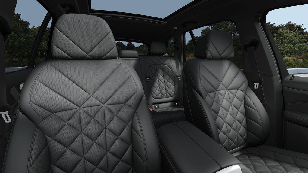 Thumbnail: 2026 BMW X5 - 11