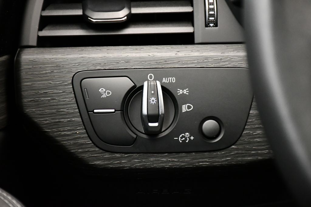 Thumbnail: 2023 Audi A5 - 21