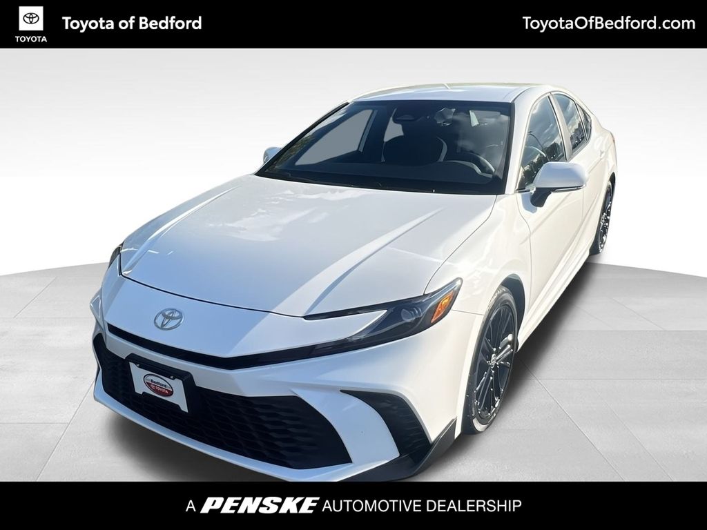 2025 Toyota Camry SE -
                Bedford, OH