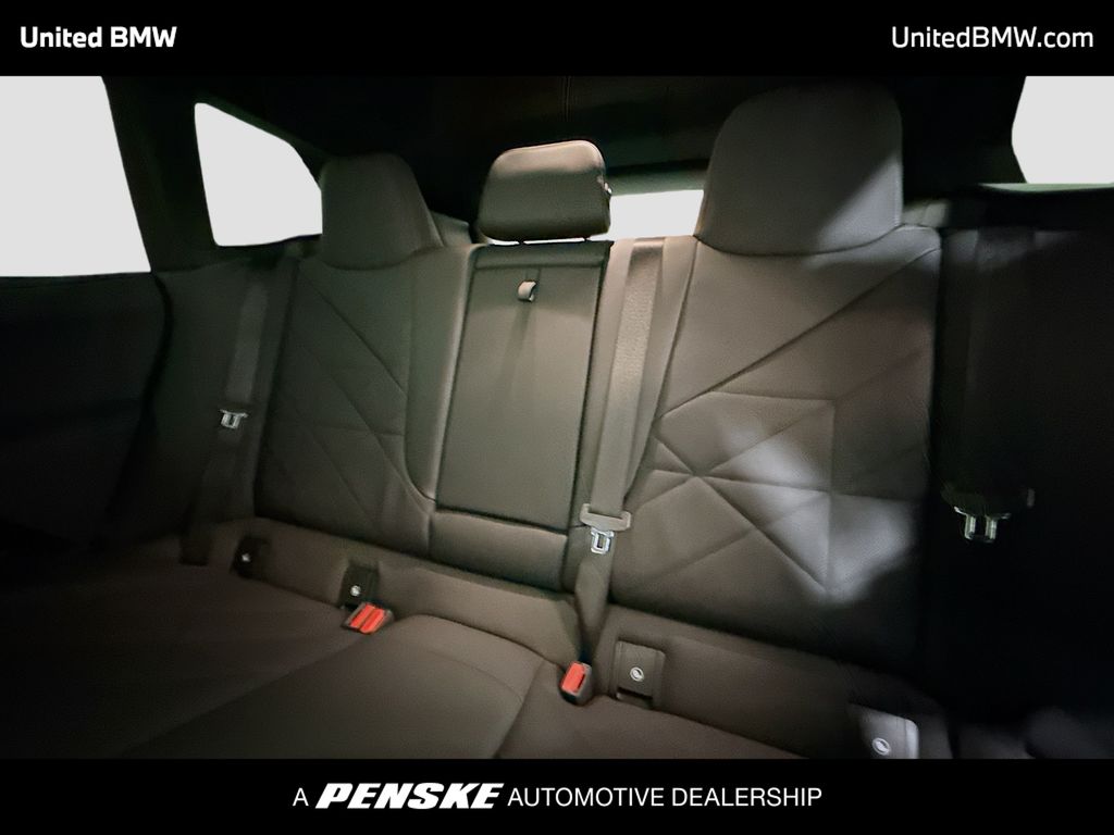 Thumbnail: 2023 BMW iX - 13