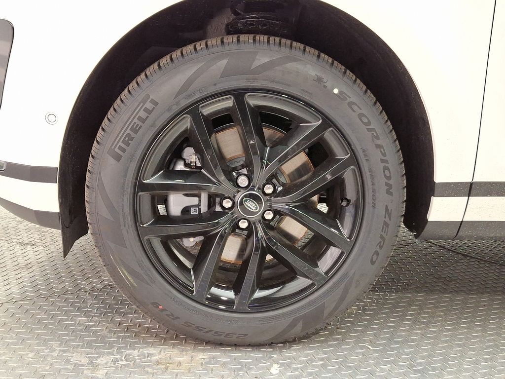 2026 Land Rover Range Rover Evoque S 5