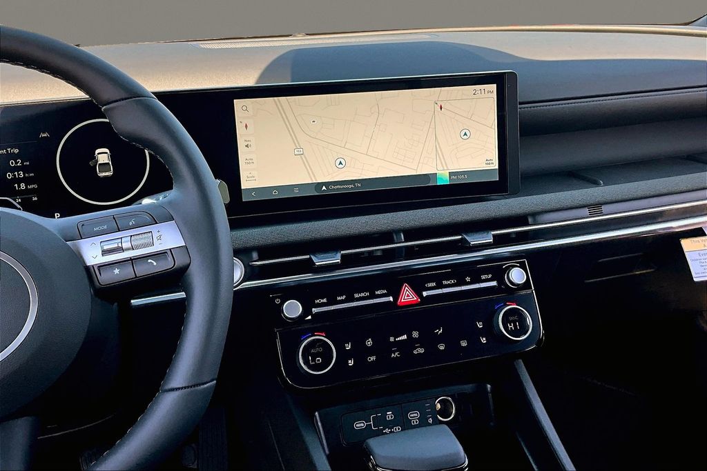 2025 Hyundai Santa Cruz Limited - Photo 8