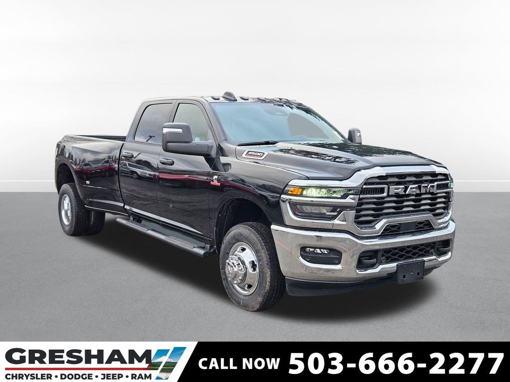 2026 RAM 3500 Tradesman Crew Cab LB DRW 4WD