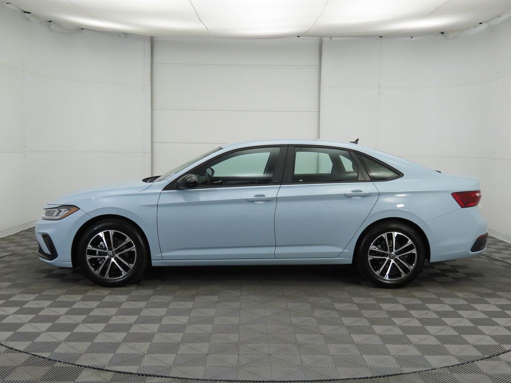 Thumbnail: 2025 Volkswagen Jetta - 8