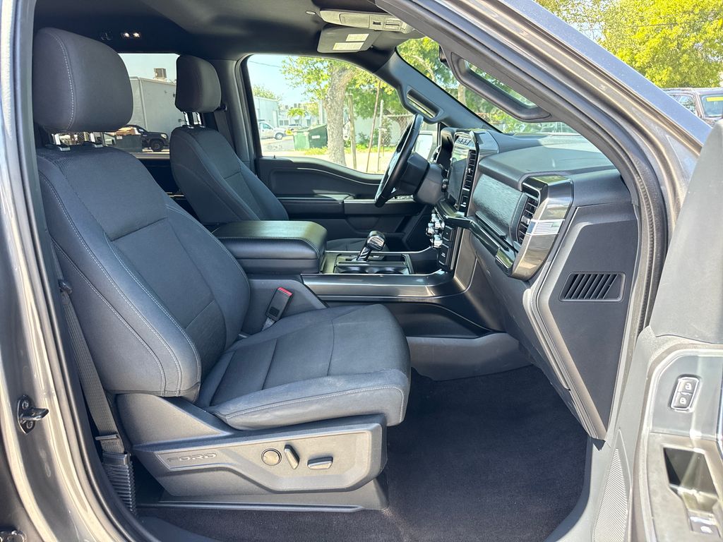 Used 2022 Gray Ford XLT image 28