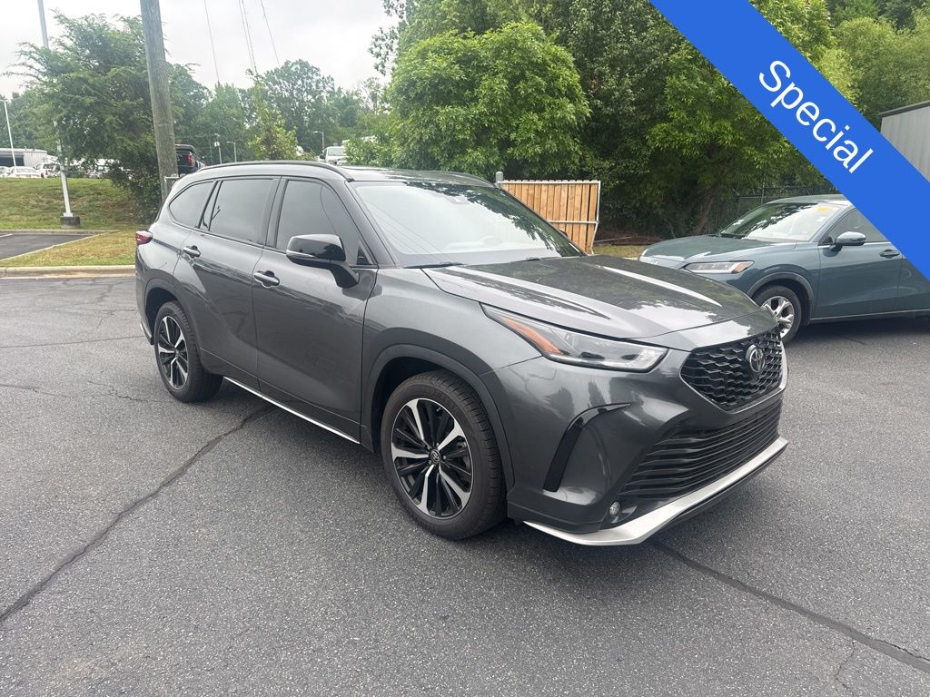 2022 Toyota Highlander XSE AWD