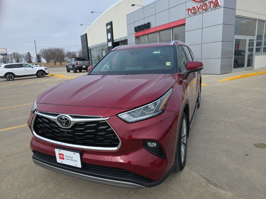 2022 Toyota Highlander Platinum AWD