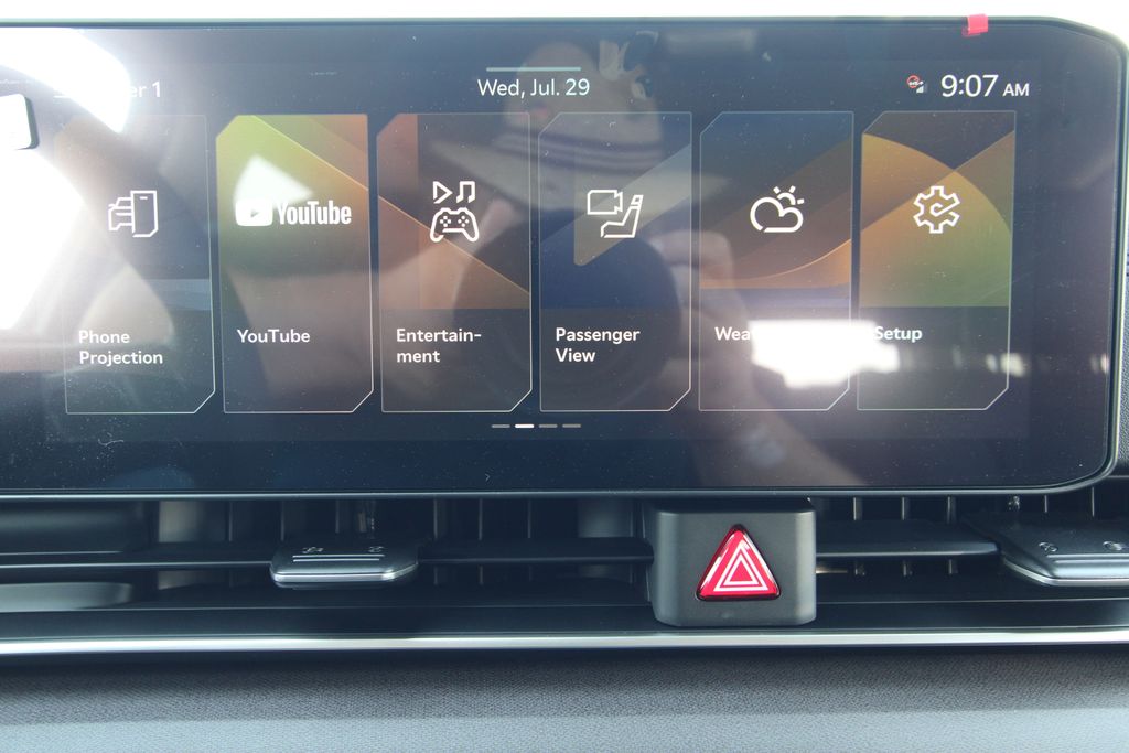 New 2027 Kia Carnival MPV Van