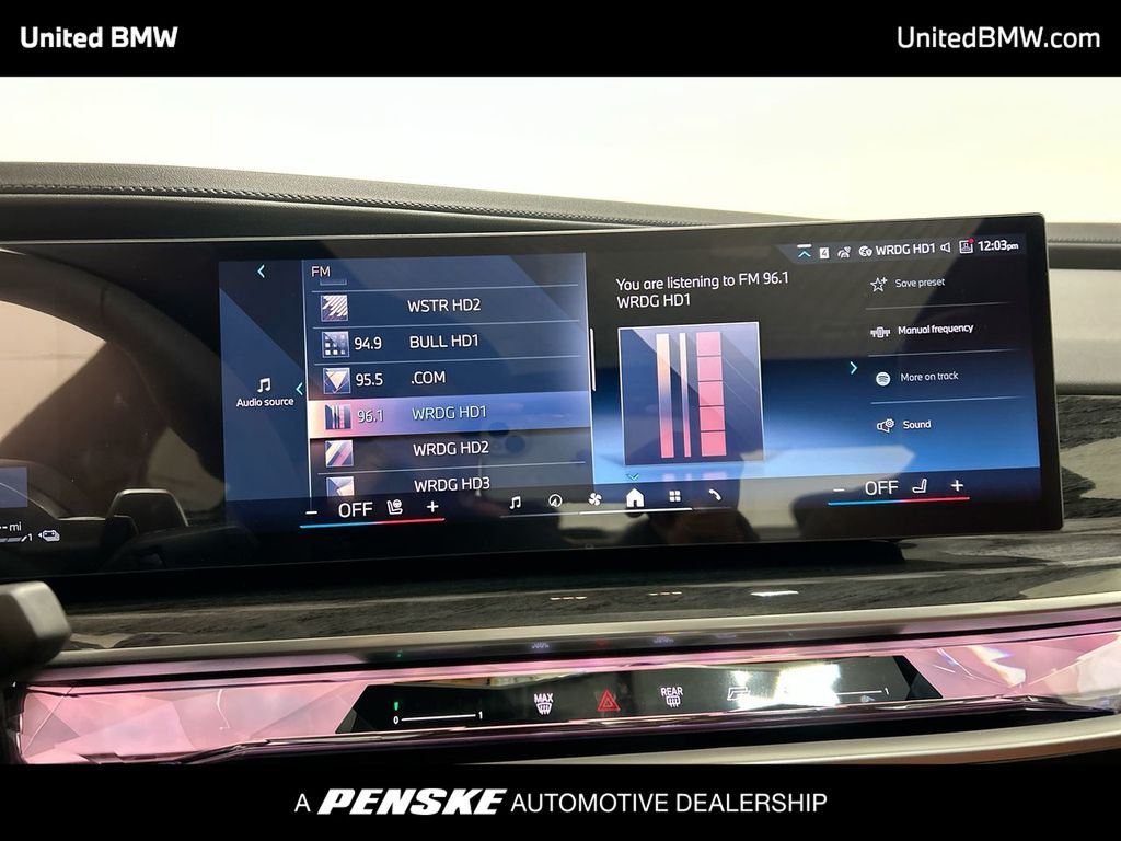 Thumbnail: 2025 BMW 7 Series - 16