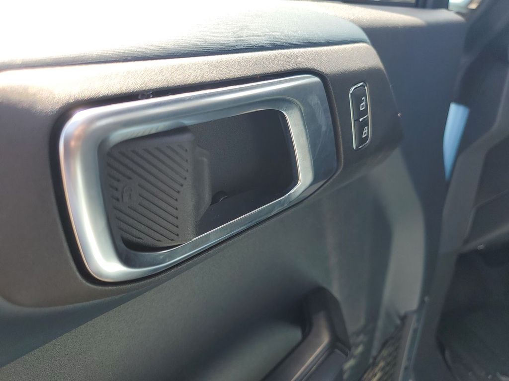 car-gallery-28