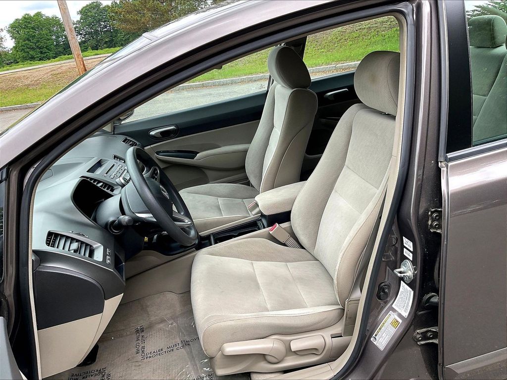 2010 Honda Civic — photo 10