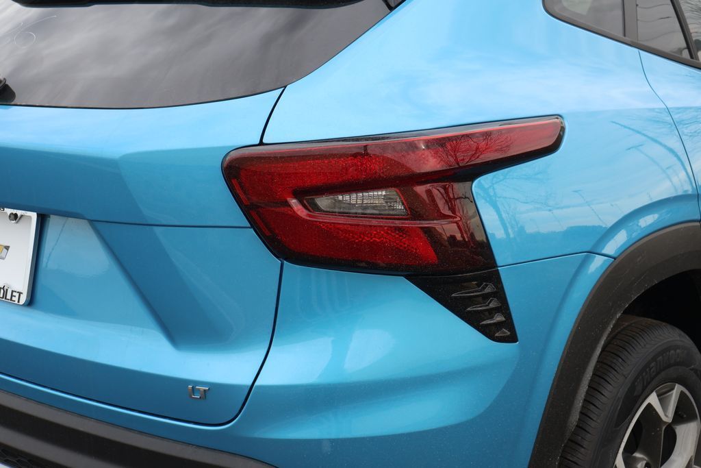 Thumbnail: 2026 Chevrolet Trax - 7