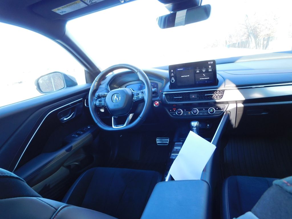 Thumbnail: 2025 Acura ADX - 3