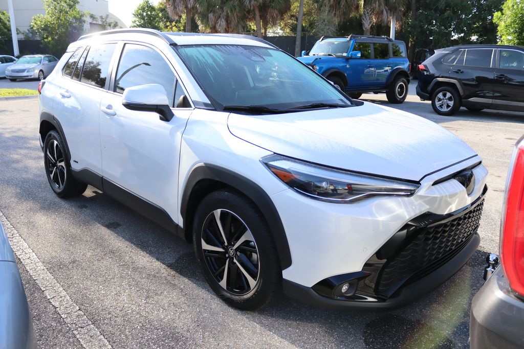 Thumbnail: 2023 Toyota Corolla Cross - 4