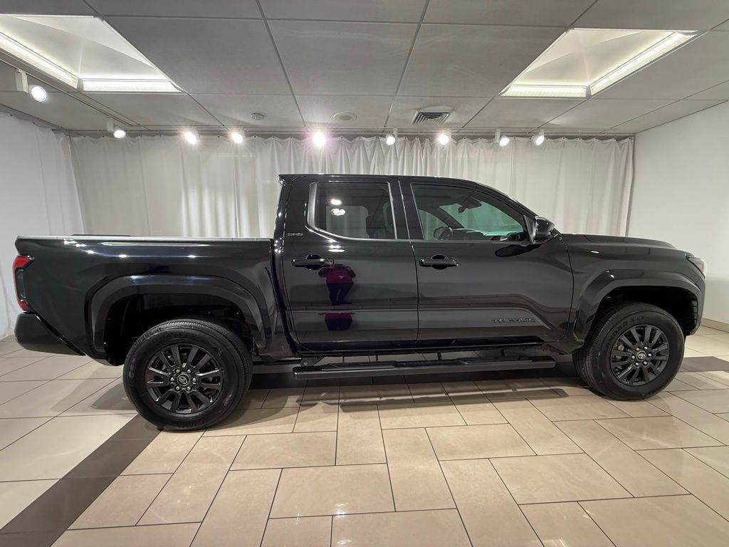 Thumbnail: 2025 Toyota Tacoma - 6