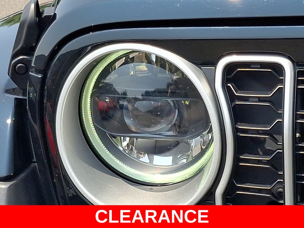 Used 2024 Jeep Wrangler SUV