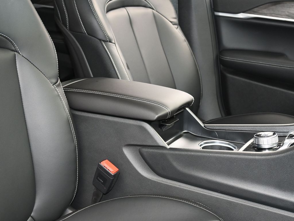 New 2025 Silver Zynith Jeep Limited image 39