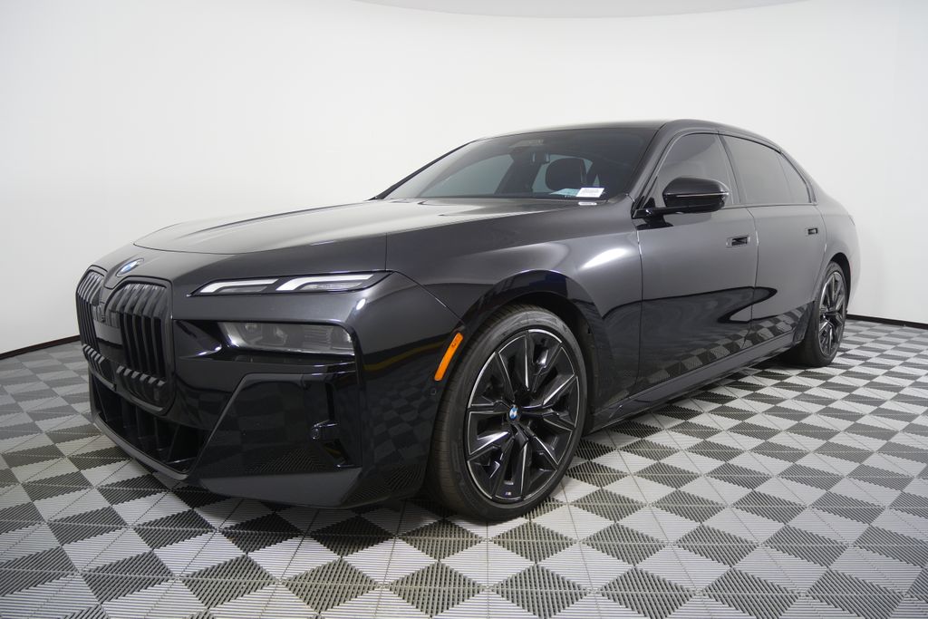 Thumbnail: 2023 BMW 7 Series - 7